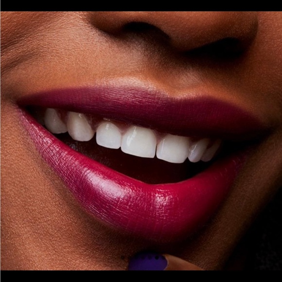 MAC Cosmetics Love Me Lipstick in Joie De Vivre - Picture 7 of 10